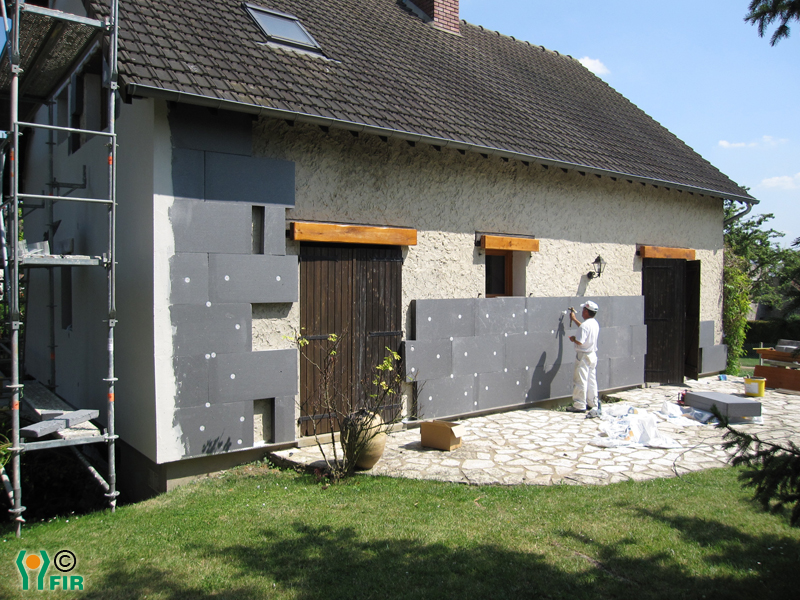 Isolation extérieure maison dans le Jura